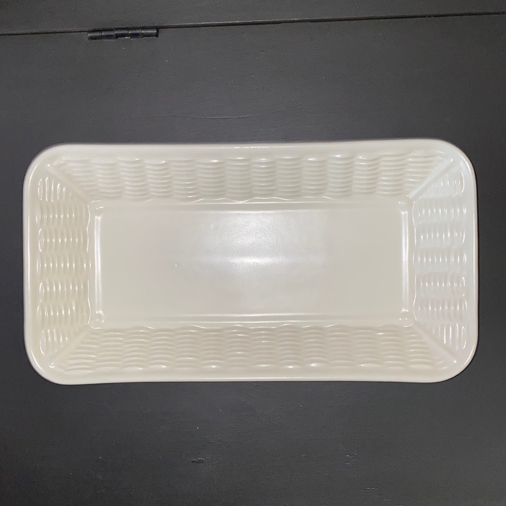 Pfaltzgraff Heritage White Bread Basket Tray